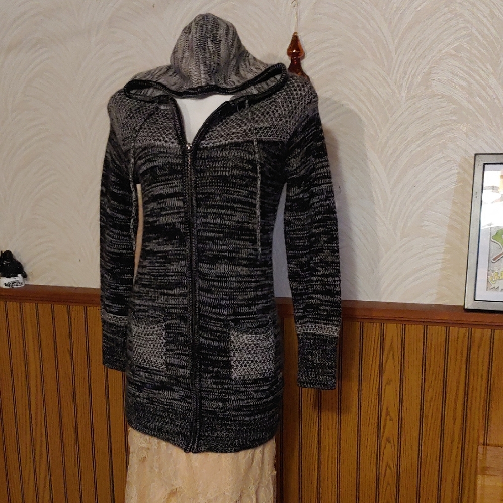 Elegant Black and Gray Hooded Cardigan